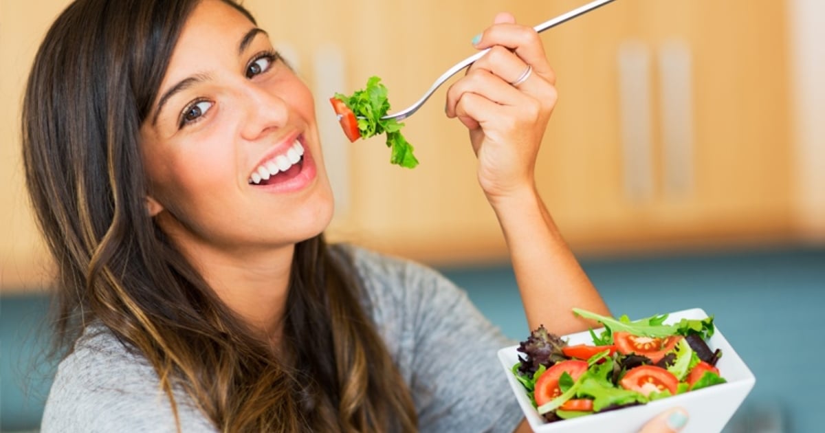 foods and drinks that stain your teeth the most